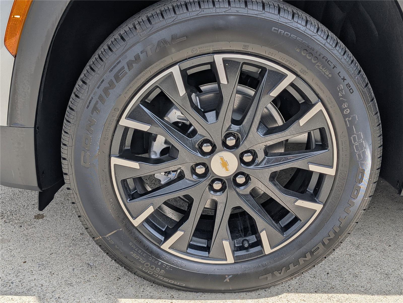 2026 Chevrolet Traverse photo 9