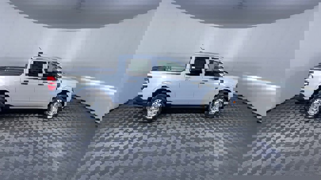 2025 Ford Maverick XL photo 9