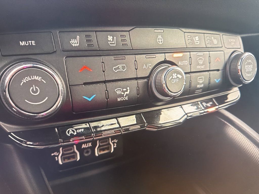 2024 Dodge Durango GT Plus photo 11
