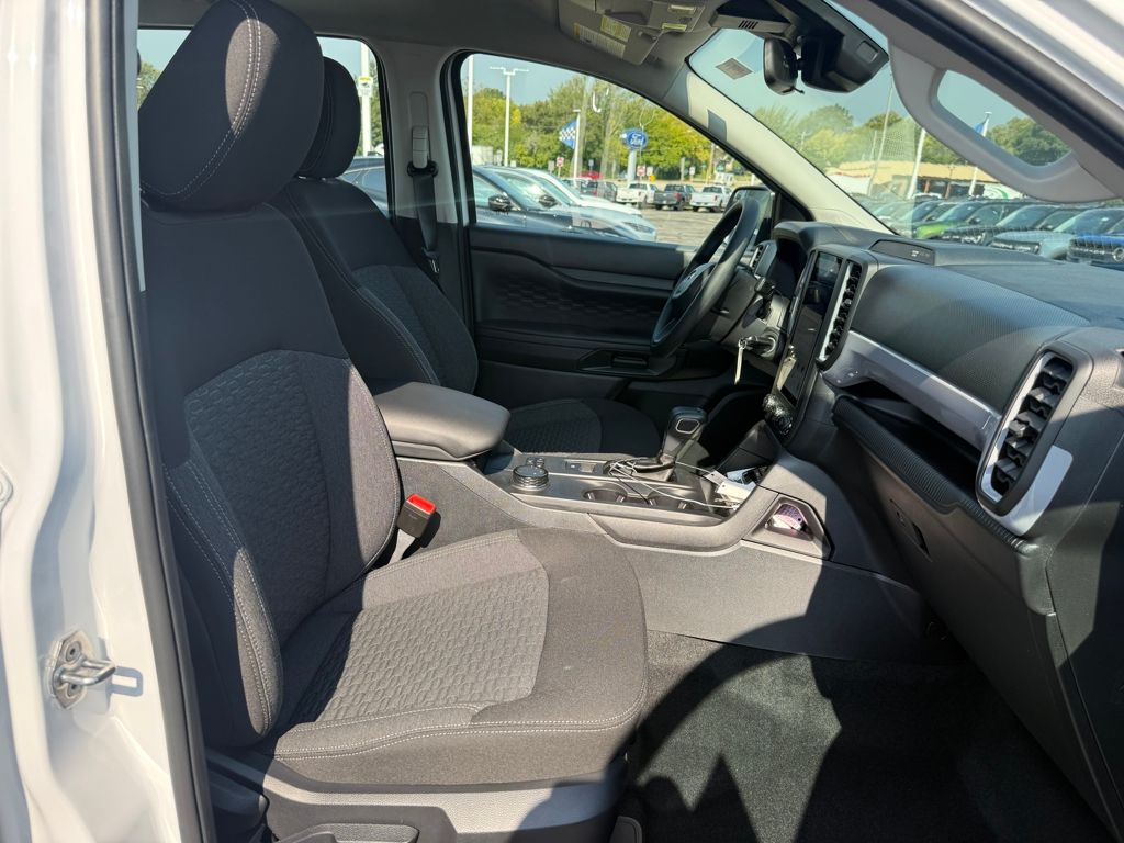 2025 Ford Ranger XL photo 9
