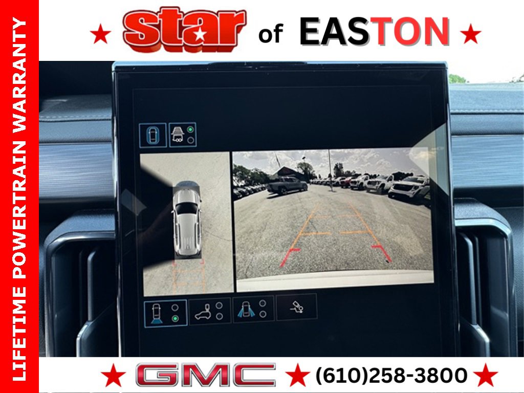 2026 Gmc Acadia AT4 photo 17