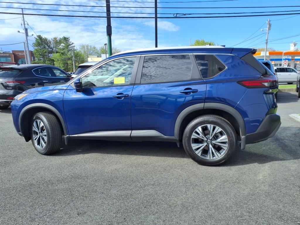 2022 Nissan Rogue SV photo 8