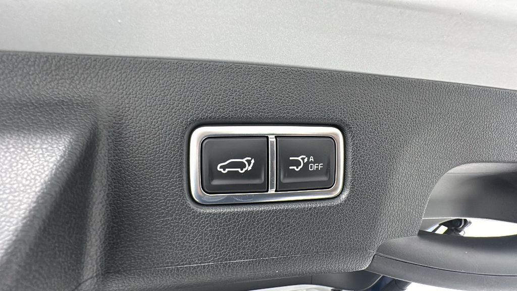 2026 Kia Sorento X-Line SX photo 16