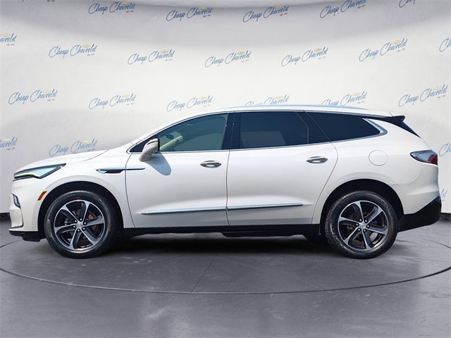 2022 Buick Enclave Essence photo 2