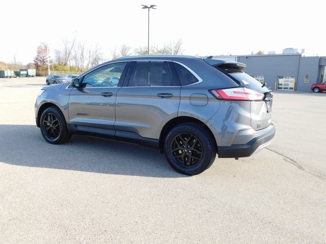 2023 Ford Edge SEL photo 3