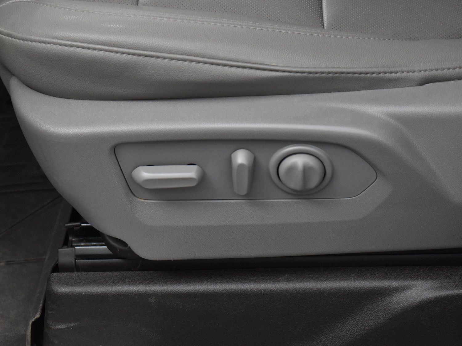 2022 Chevrolet Silverado 1500 LTZ photo 13