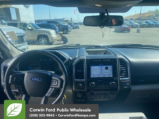2016 Ford F-150 XLT photo 14