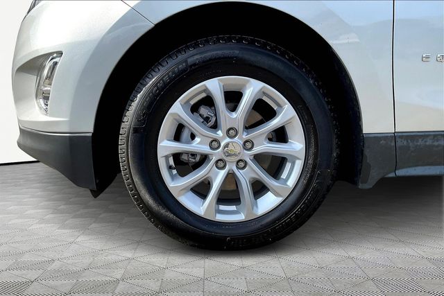 2020 Chevrolet Equinox LT photo 17