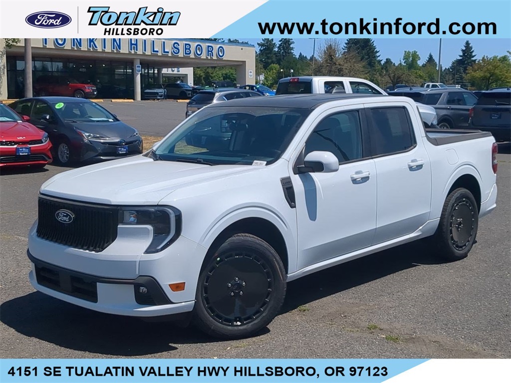 2025 Ford Maverick Lobo's photo