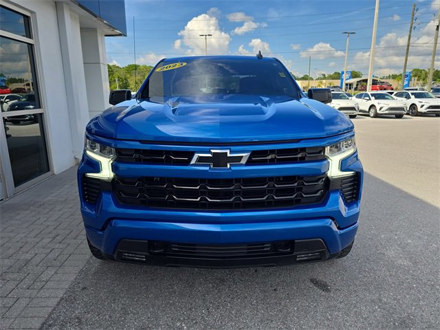 2023 Chevrolet Silverado 1500 photo 2