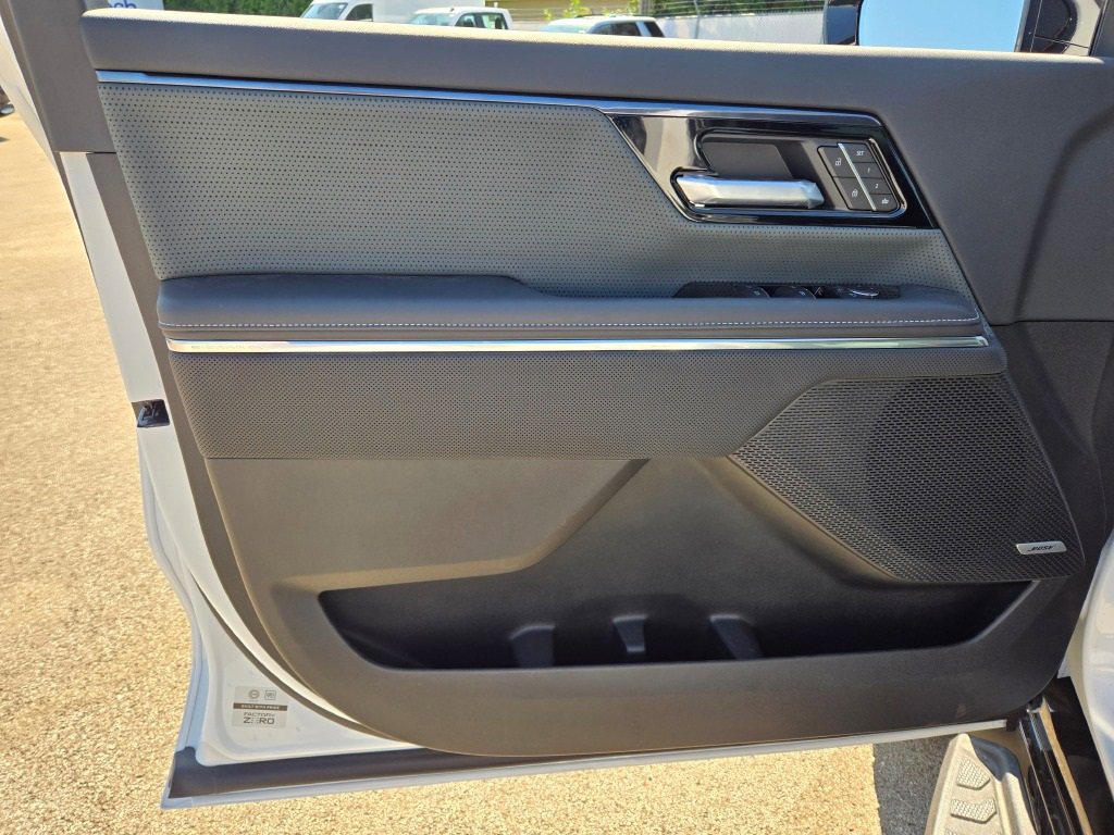 2026 Gmc Sierra EV AT4 photo 23