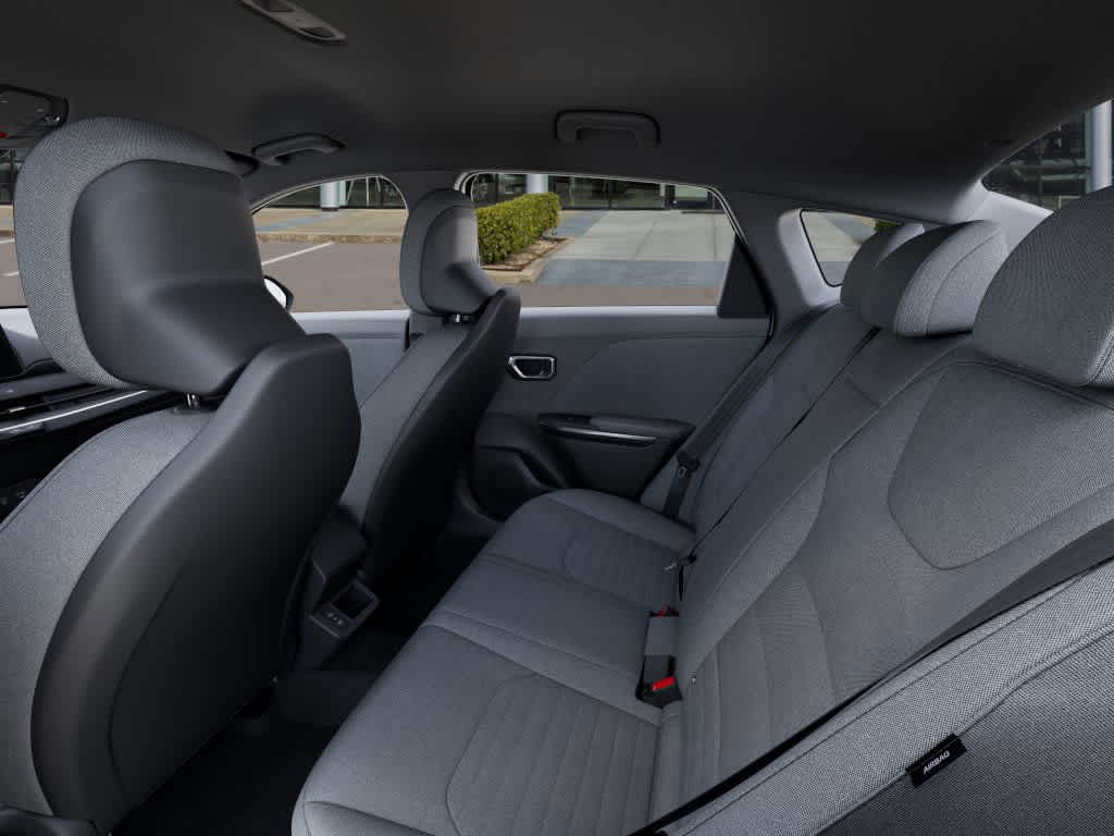 2025 Kia K4 EX photo 18