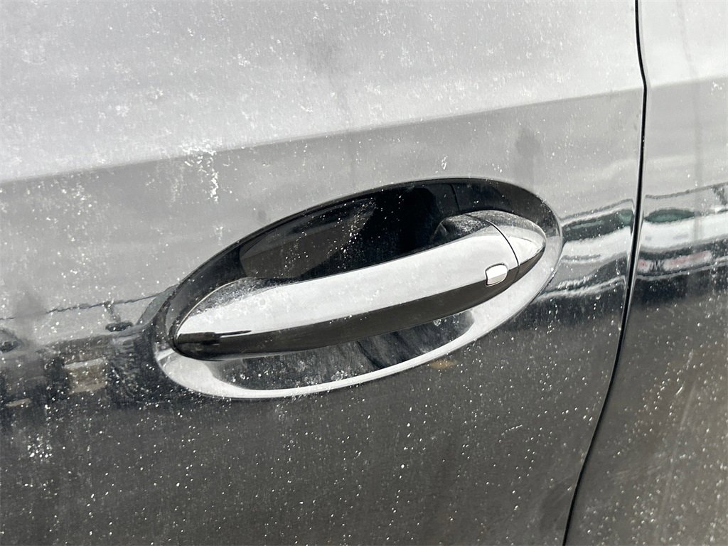 2025 BUICK ENVISION - Image 12