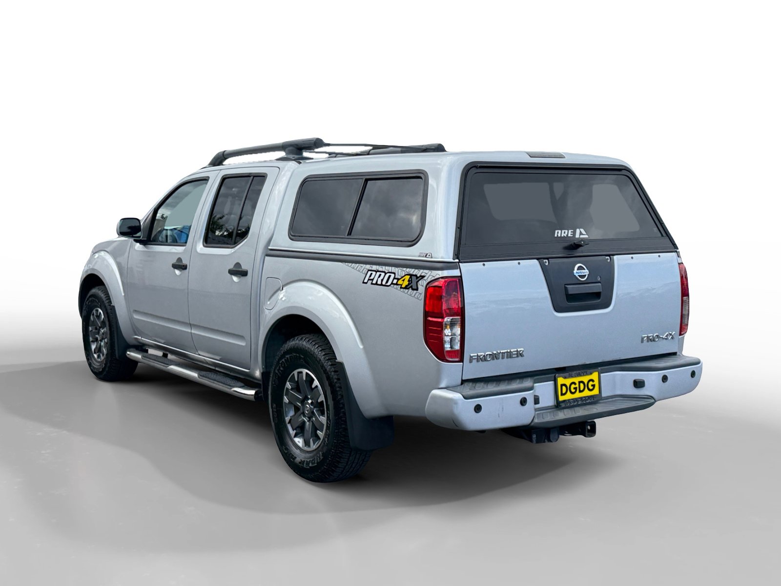 2020 Nissan Frontier PRO-4X photo 2