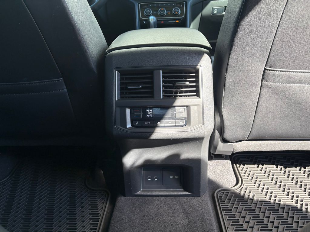 2021 Volkswagen Atlas V6 SEL Premium R-Line photo 22