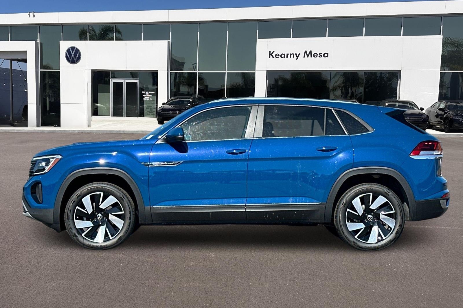 2026 Volkswagen Atlas Cross Sport SE Technology photo 7