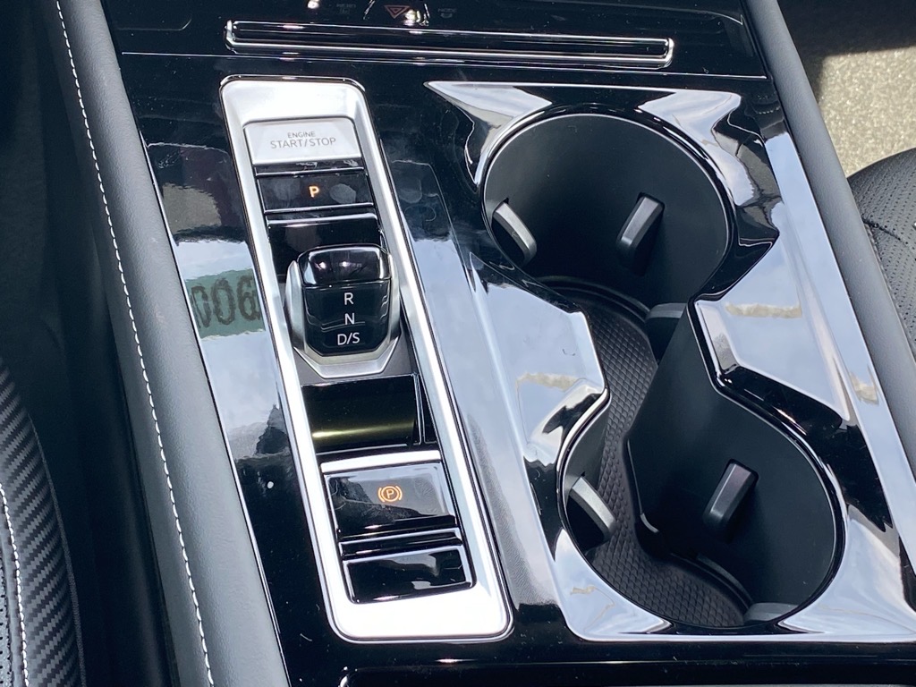 2026 Volkswagen Atlas Cross Sport SE Technology photo 5