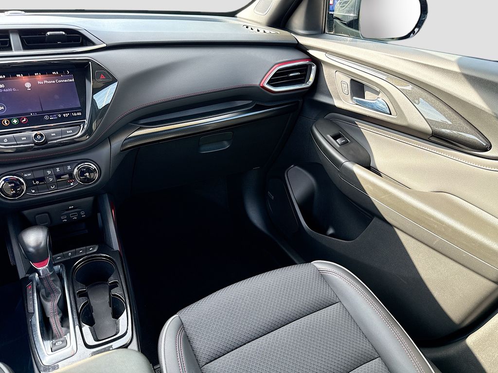 2021 Chevrolet Trailblazer RS photo 20
