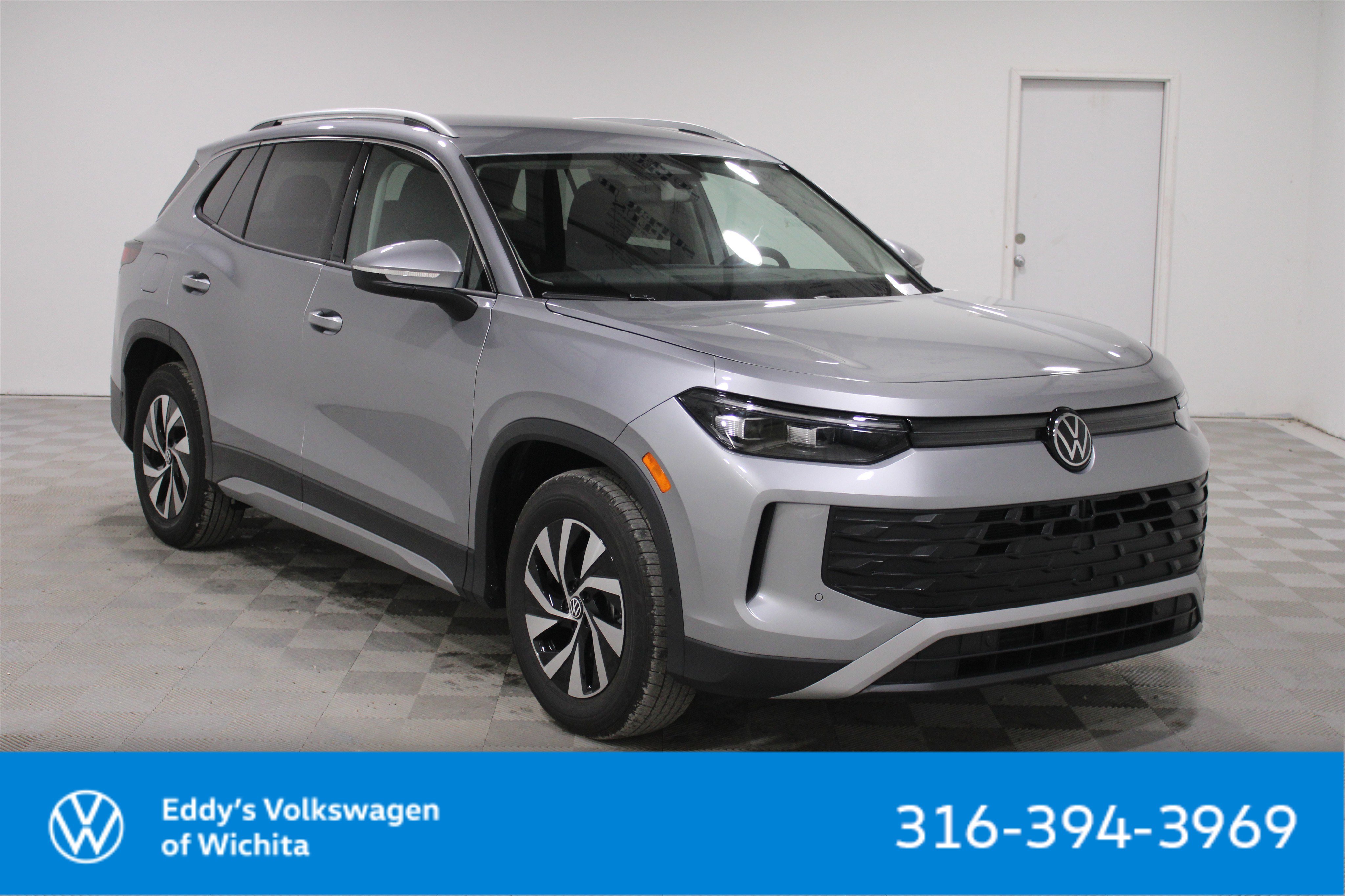 2026 Volkswagen Tiguan S's photo