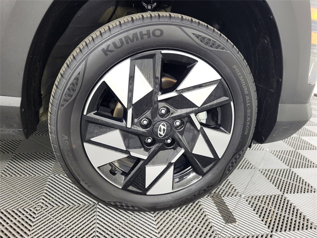 2024 Hyundai Kona SEL photo 18