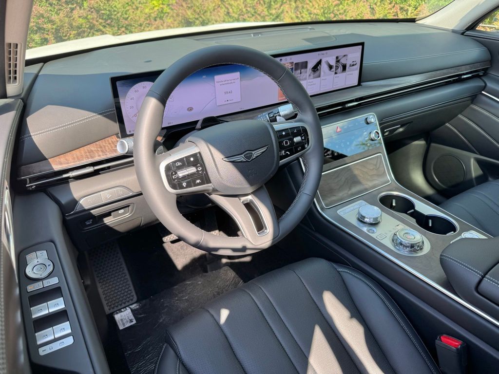 2026 Genesis GV80 2.5T AWD photo 2