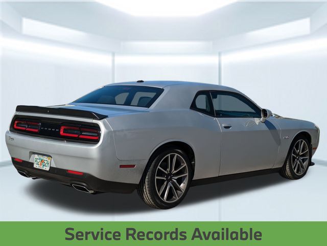 2023 Dodge Challenger R/T photo 4