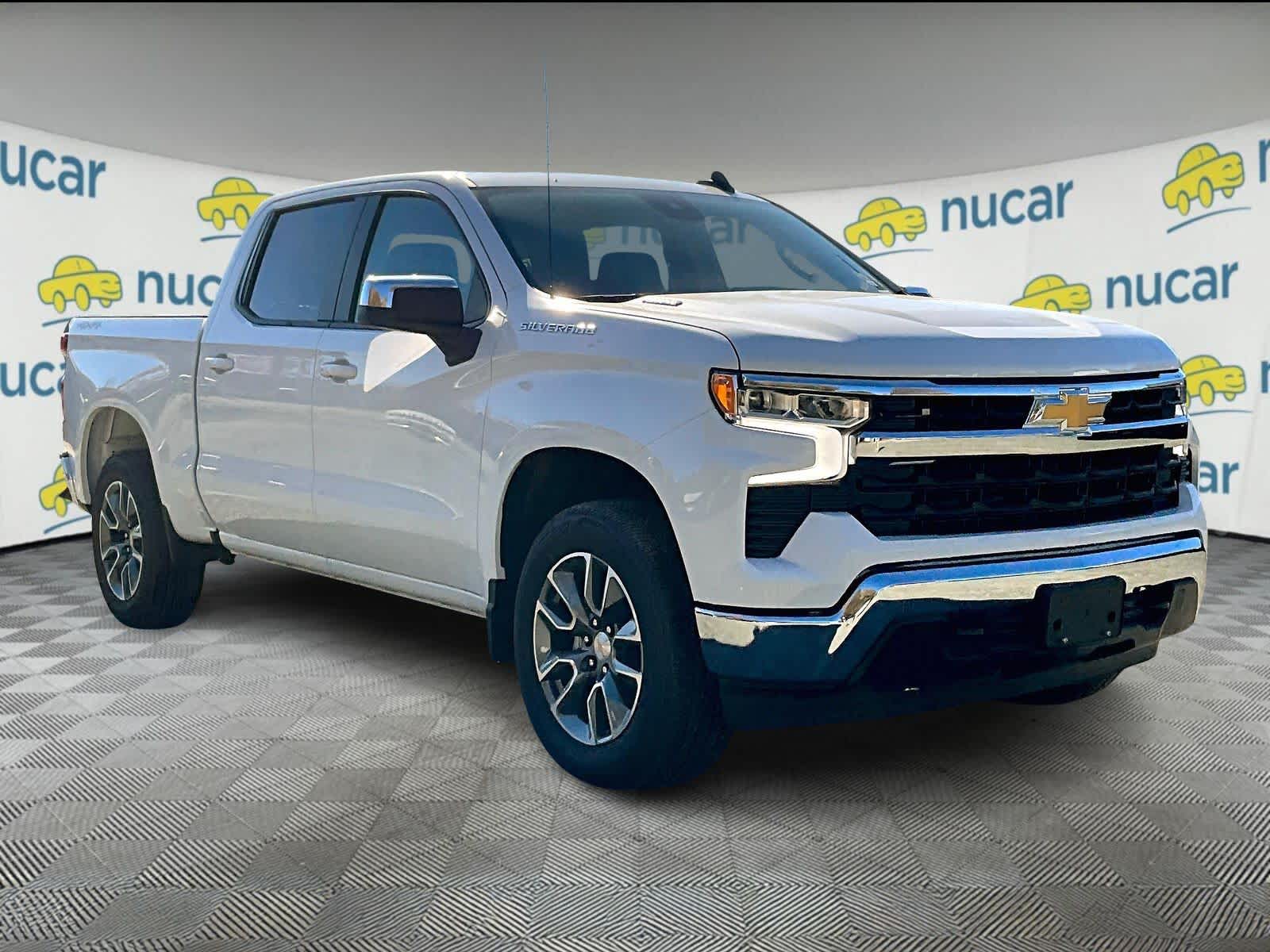 2025 Chevrolet Silverado 1500 LT's photo