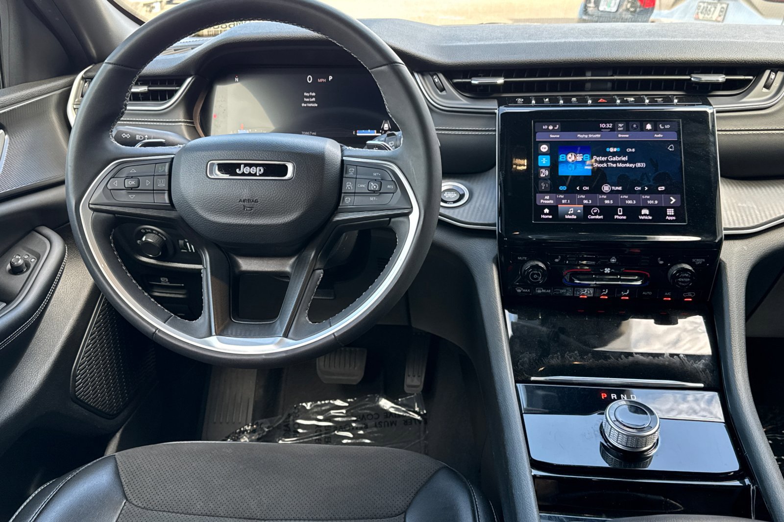 2023 Jeep Grand Cherokee Altitude photo 12