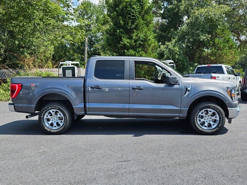 2023 Ford F-150 XLT photo 13