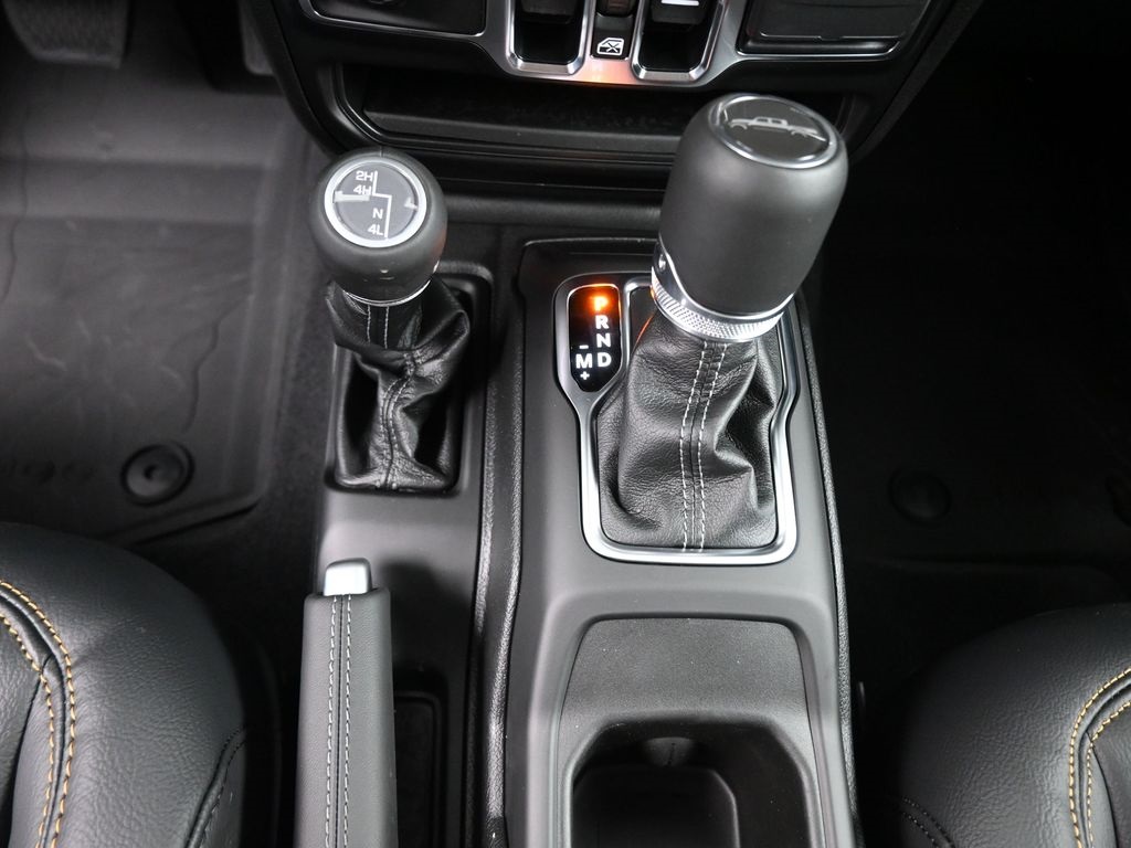 2025 Jeep Gladiator Sport photo 27