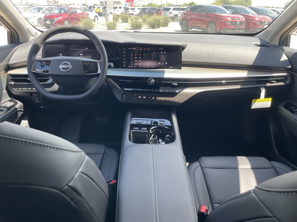 2025 Nissan Murano SL photo 14