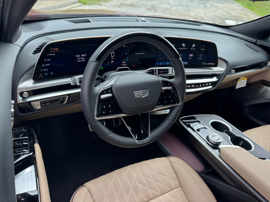 2025 Cadillac Lyriq Sport photo 3