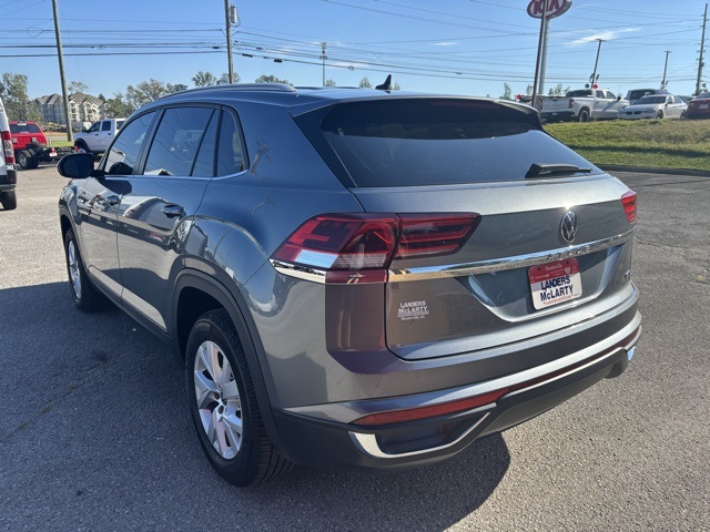 2021 Volkswagen Atlas Cross Sport photo 3