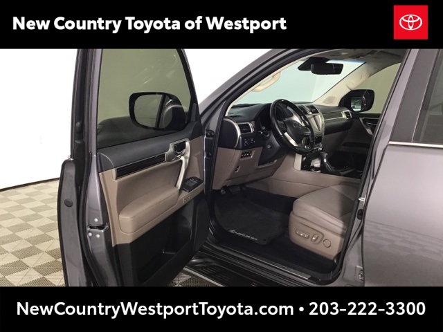 2021 Lexus GX 460 photo 11