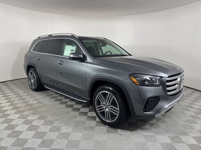2026 Mercedes-Benz GLS Base's photo