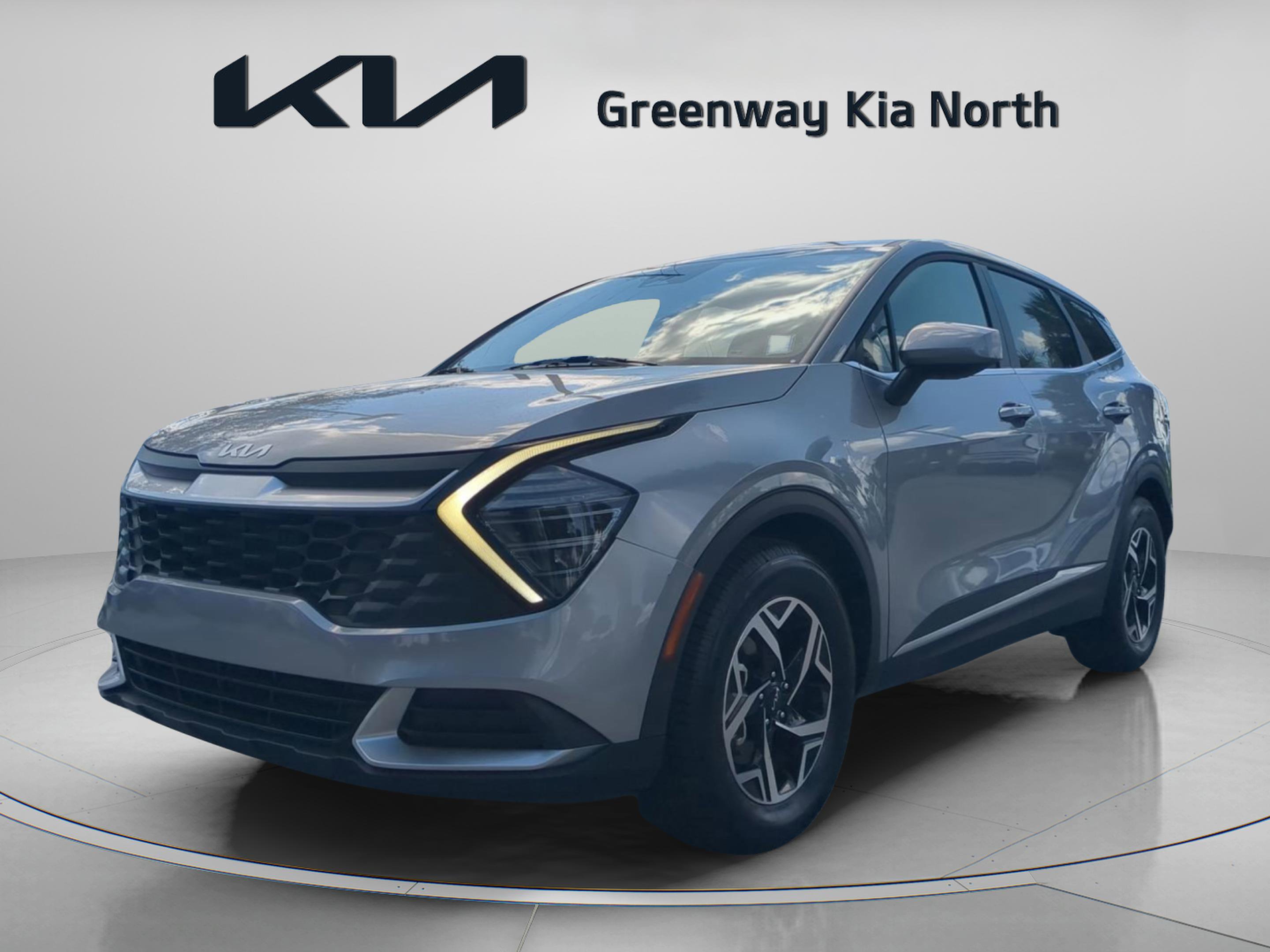2024 Kia Sportage LX photo 3
