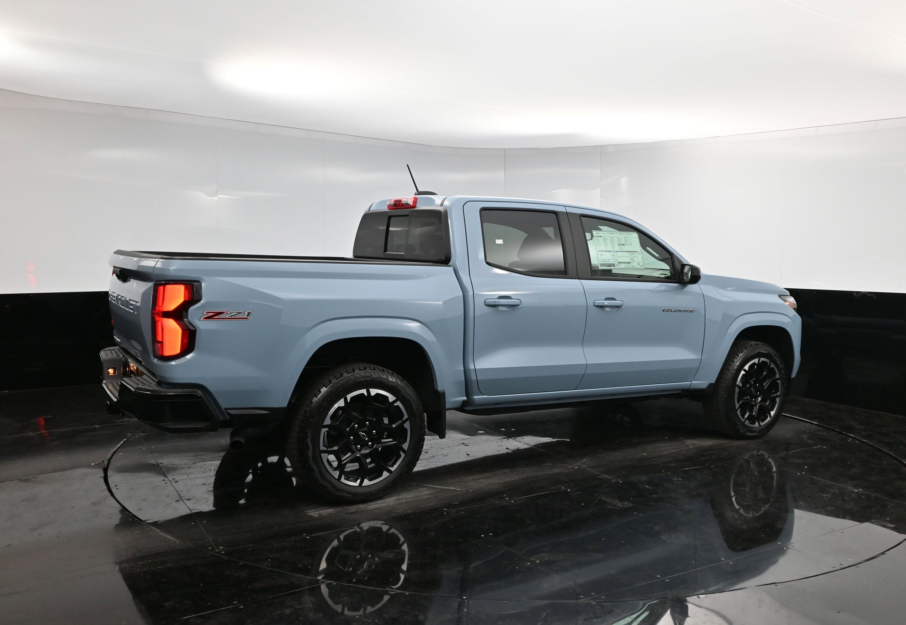 2026 Chevrolet Colorado Z71 photo 7