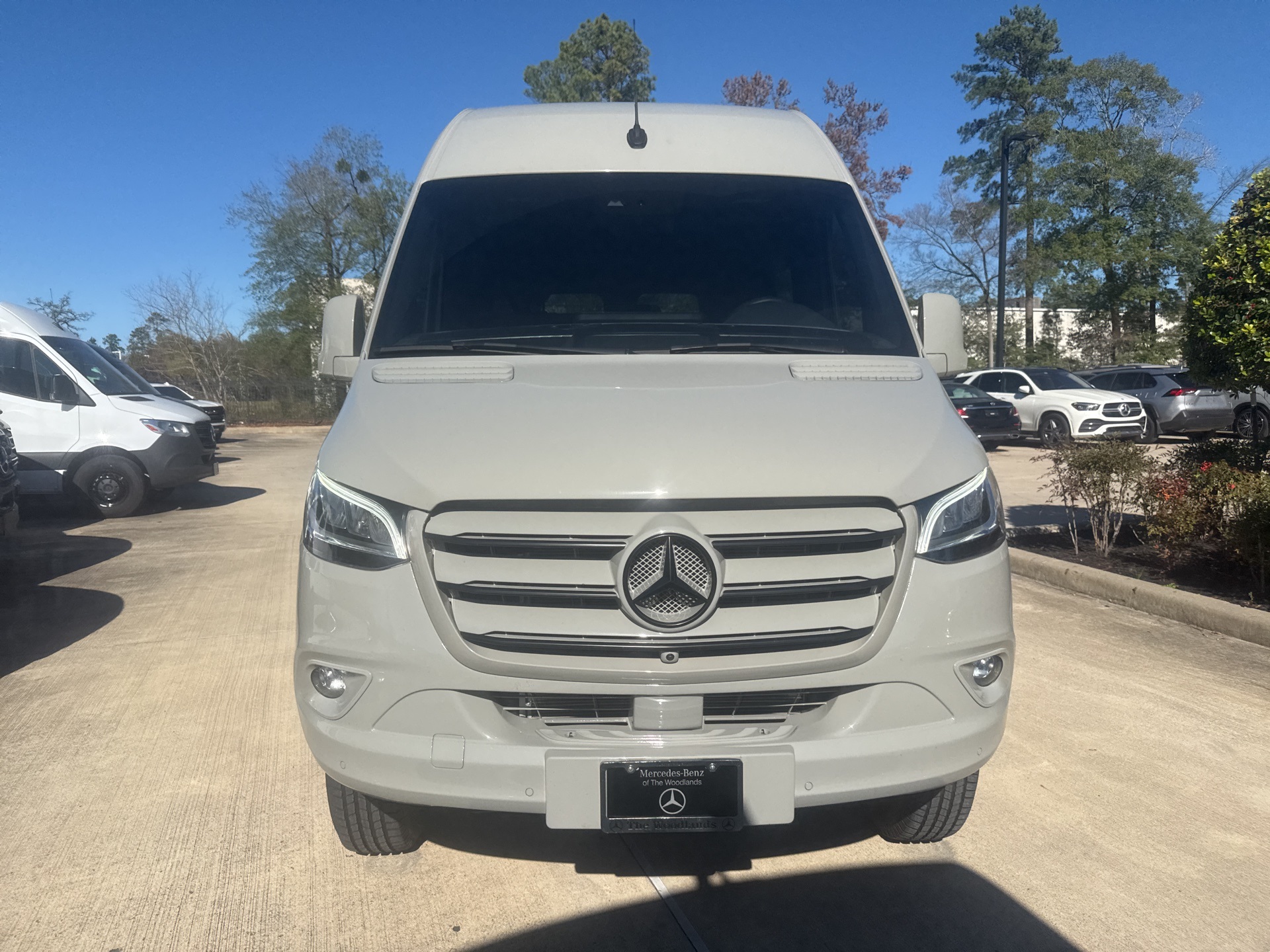 2024 Mercedes-Benz Sprinter Passenger Van Base's photo