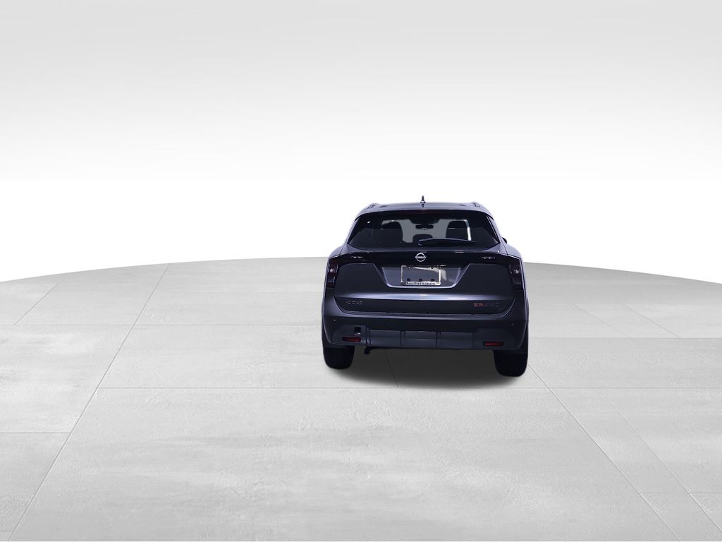 2025 Nissan Kicks SR photo 4