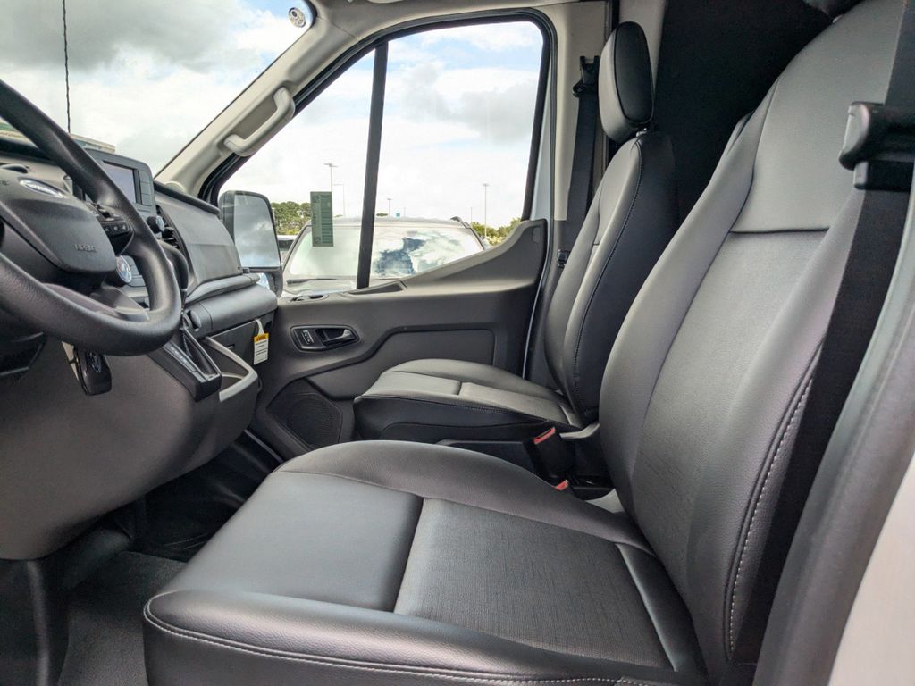 2025 Ford Transit photo 19