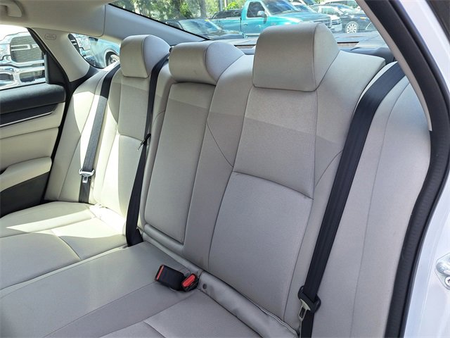 2022 Honda Accord LX photo 10