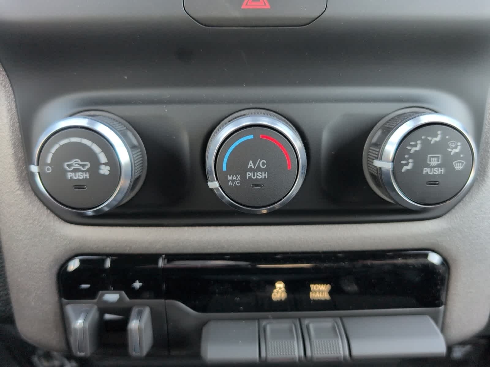 2024 Ram 2500 Tradesman photo 26