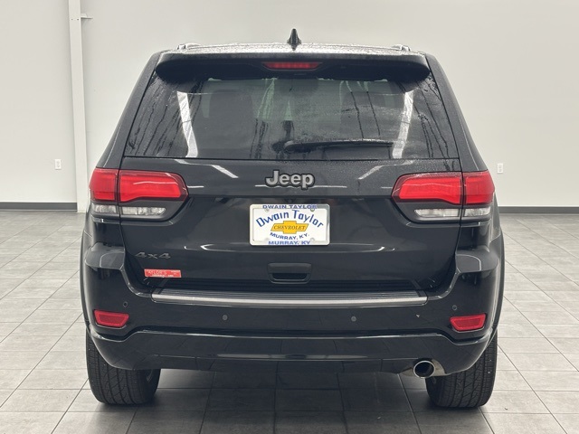 2021 Jeep Grand Cherokee Anniversary Edition photo 3