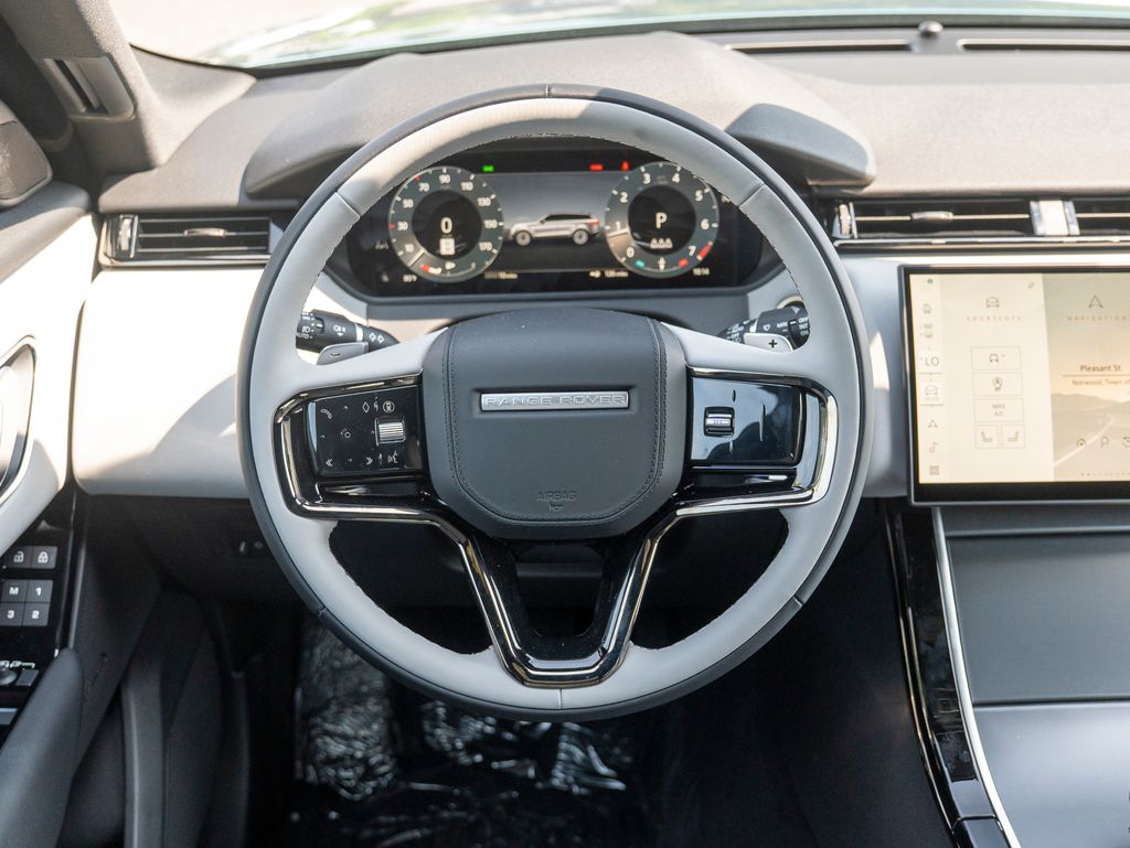 2026 Land Rover Range Rover Velar S photo 12