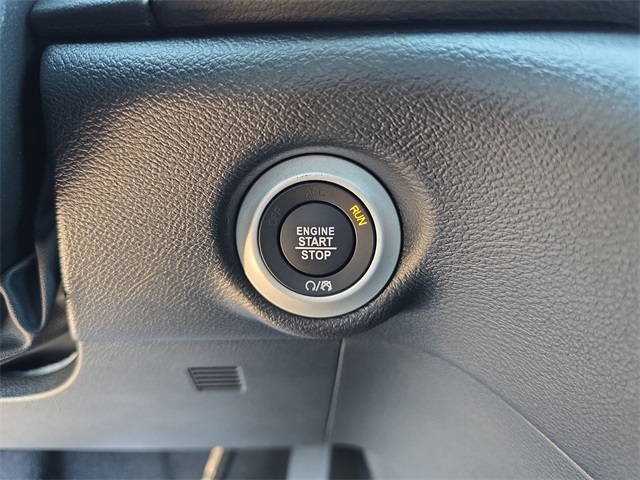 2026 Chrysler Voyager LX photo 25