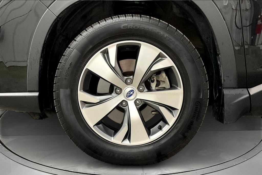 2019 Subaru Ascent Premium photo 8