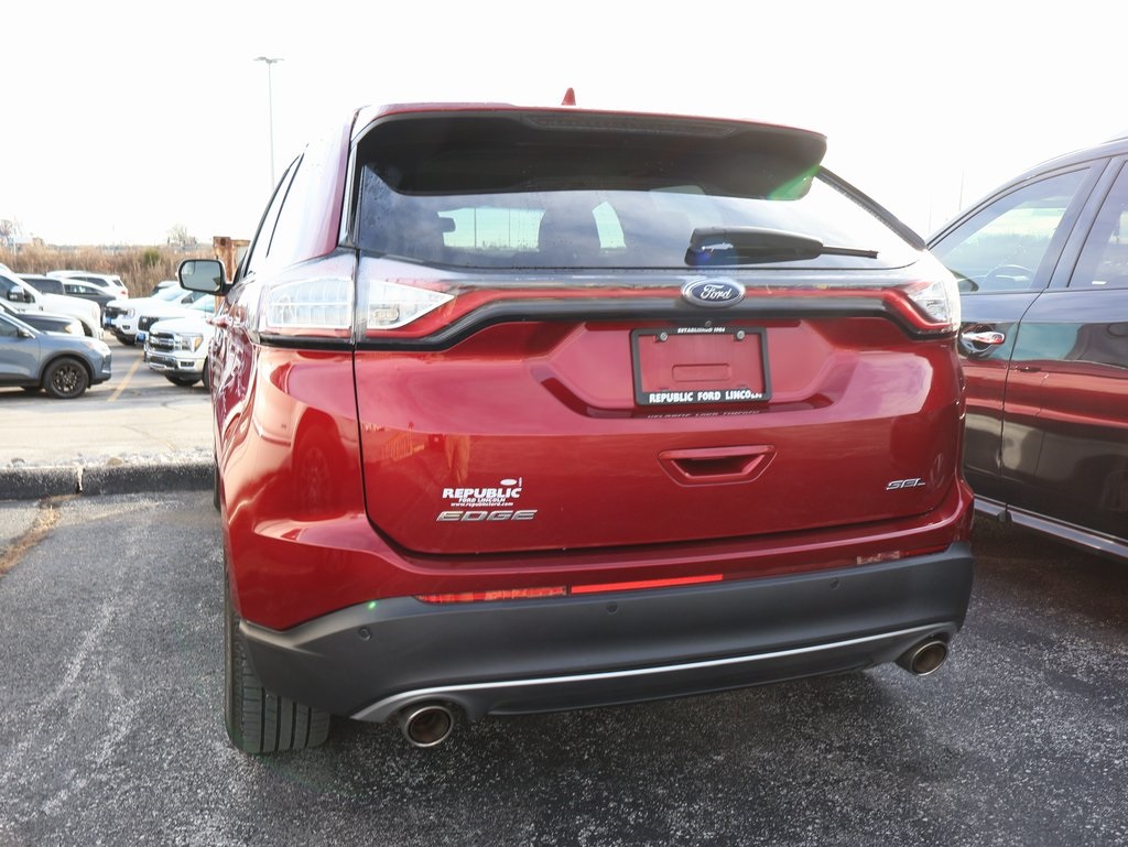 2018 Ford Edge SEL photo 3