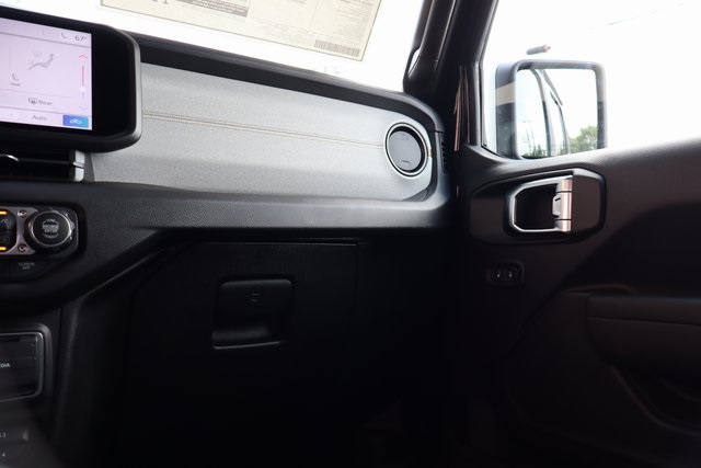 2025 Jeep Gladiator Sport S photo 34