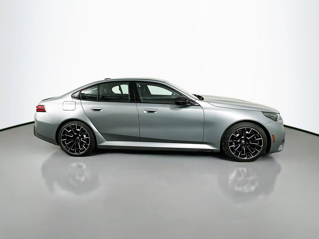 2026 Bmw M5 5 photo 4