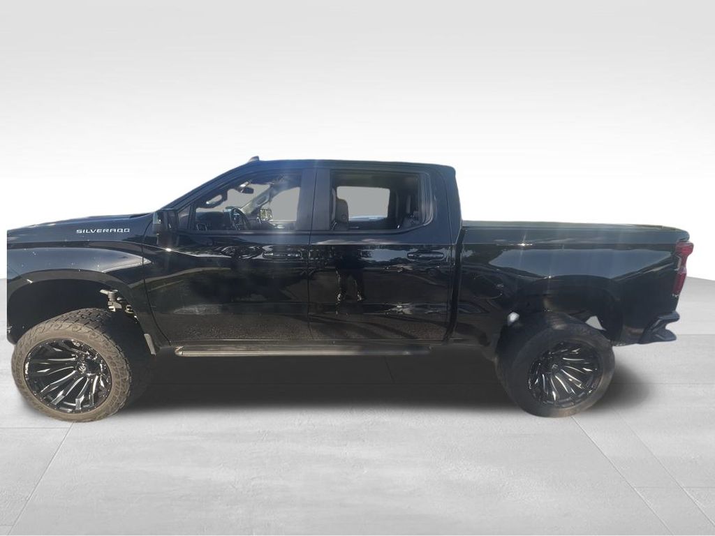 2020 Chevrolet Silverado 1500 RST photo 6